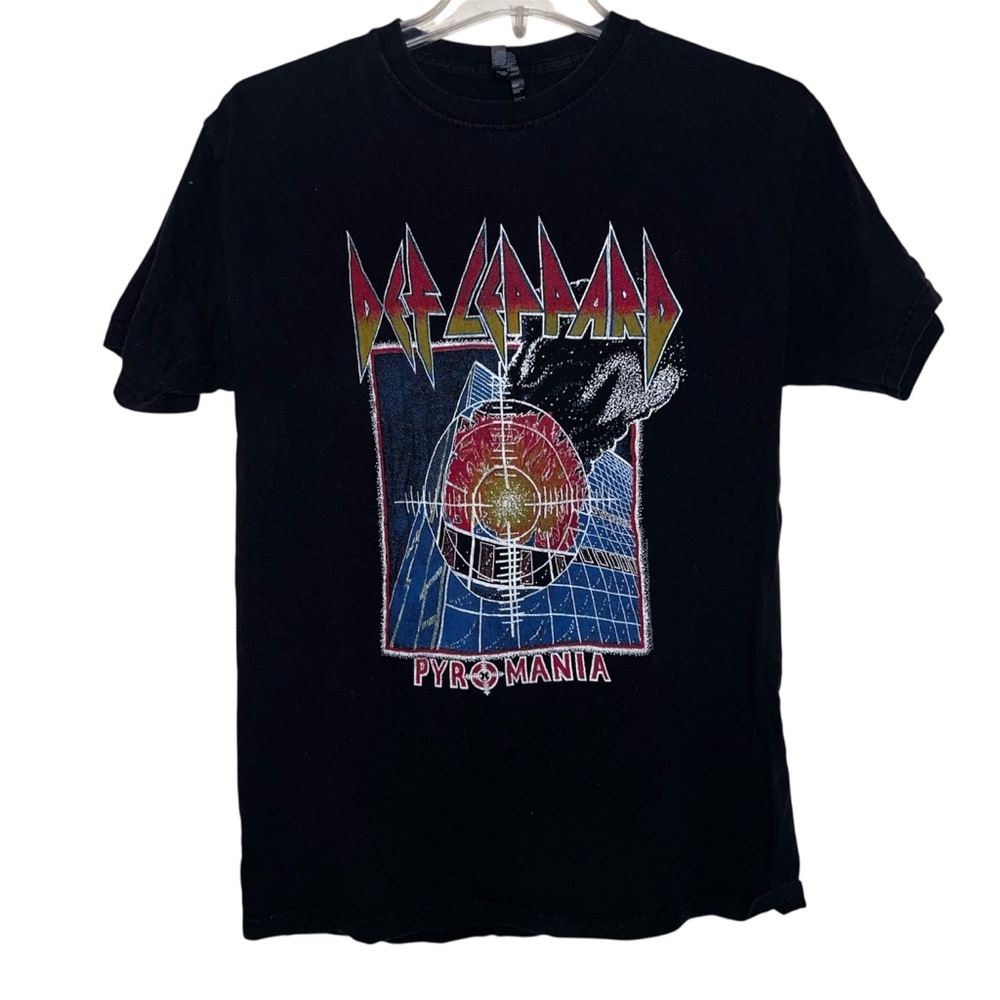 M&O Gold Def Leppard Pyromaniac Concert Tee Cotton Size Medium